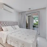 Penthouse Mediterraneo Apartamento