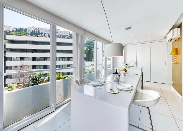 Penthouse Mediterraneo Apartment *