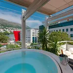 Penthouse Mediterraneo