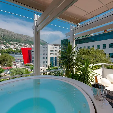 Penthouse Mediterraneo
