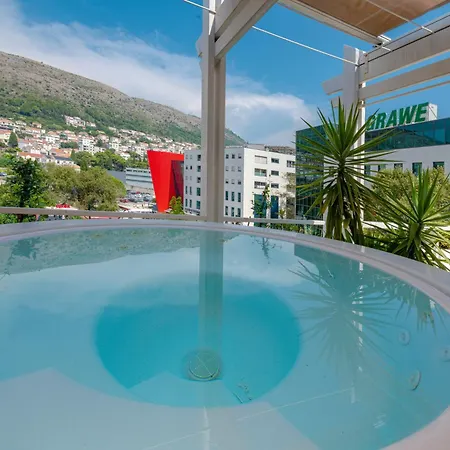 Penthouse Mediterraneo Apartmán *