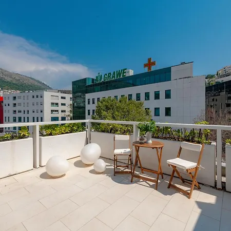 Penthouse Mediterraneo Apartmán *