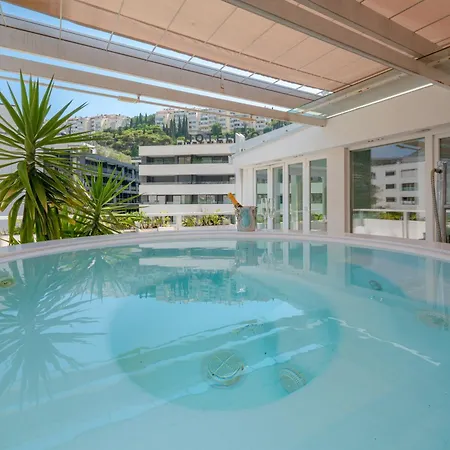 Penthouse Mediterraneo 아파트 *